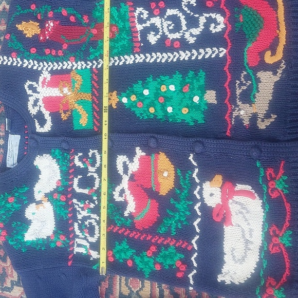 Northern Isles Petites Handknitted Vintage Holiday Sweater - Picture 3 of 7